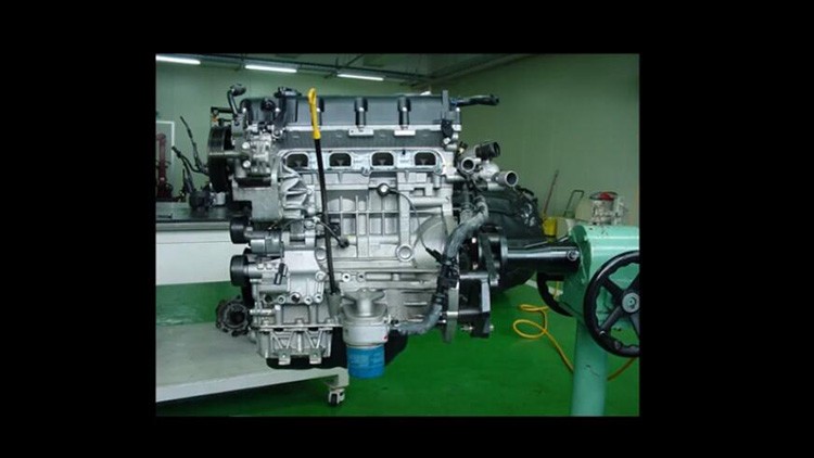 汽車發(fā)動機3D逆向建模設計